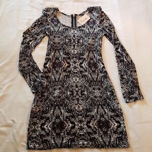 Ladakh The Gibson Stairway womens size Medium dress NEW